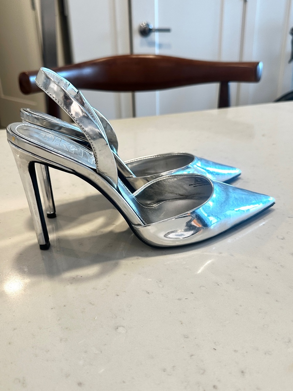 DKNY Silver 4 Inch Heels Size 8.5M Trendy Cocktail Formal Party Wedding Guest - Picture 3 of 4
